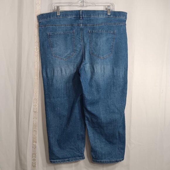 TIME & TRU Women's 20 / XXL Med Wash Stretch Denim Capris Pull-On /5-Pocket‎ C4 - Picture 6 of 13